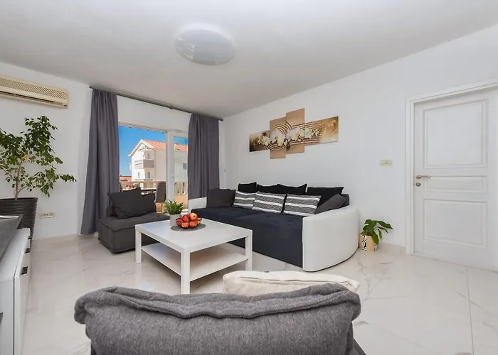 Sole Mio -sea View Apartment Makarska