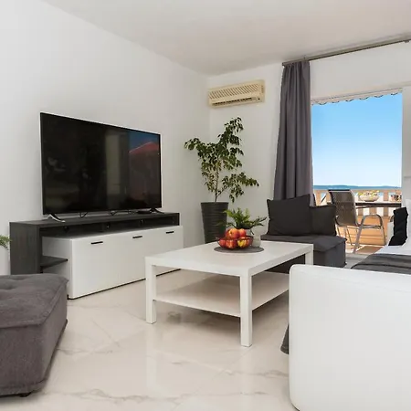 Sole Mio -sea View شقة *