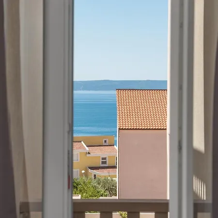 Sole Mio -sea View דירה *