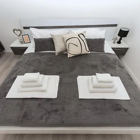 Sole Mio -sea View * מאקרסקה